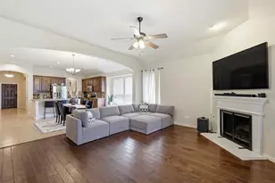 839 Lake Forest Trl, Little Elm, TX 75068 - Photo 13
