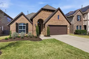 2913 Mandalay Dr, Little Elm, TX 75068 - Photo 3