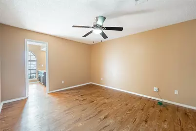 604 Windgate Court, Arlington, TX 76012 - Photo 9