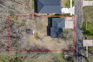 1112 Marshall St, Greenville, TX 75401 - Photo 25