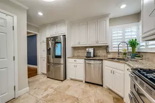 4554 St Landry Dr, Dallas, TX 75214 - Photo 15