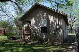 707 Ritchey St, Gainesville, TX 76240 - Photo 3