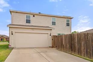 9831 Whistler Dr, Dallas, TX 75217 - Photo 21