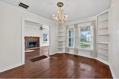 2904 Marigold Avenue, Fort Worth, TX 76111 - Photo 9