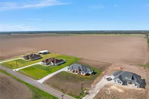 995 Galaxy Rd, Woodway, TX 76712 - Photo 37