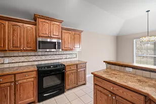 111 Crestway Dr, Cedar Hill, TX 75104 - Photo 7