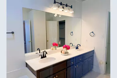 2213 Chapman Drive, Carrollton, TX 75010 - Photo 9