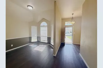 2213 Chapman Drive, Carrollton, TX 75010 - Photo 3