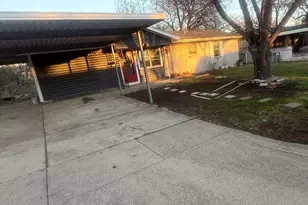 3736 Earle Dr, Haltom City, TX 76117 - Photo 25