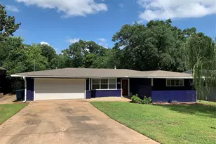 1012 S Maurice Ave, Denison, TX 75020 - Photo 1