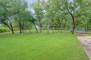 2449 Tanglewood Blvd, Pottsboro, TX 75076 - Photo 33