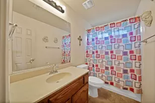 2815 Kaitlin Way, Grand Prairie, TX 75052 - Photo 15