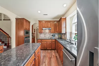 2815 Kaitlin Way, Grand Prairie, TX 75052 - Photo 33