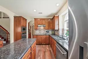 2815 Kaitlin Way, Grand Prairie, TX 75052 - Photo 33