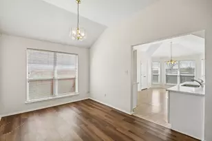 1914 Lennox Ln, Arlington, TX 76018 - Photo 7