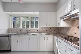 8530 Jourdan Way, Dallas, TX 75225 - Photo 13