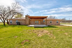 3884 E Lois Rd, Sanger, TX 76266 - Photo 35