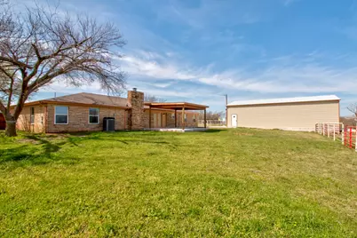 3884 E Lois Road, Sanger, TX 76266 - Photo 33