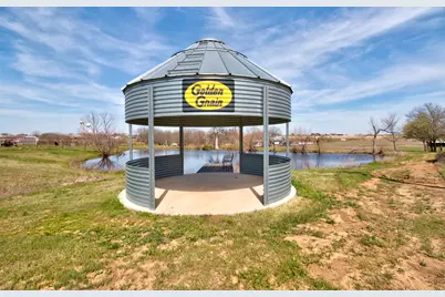 3884 E Lois Road, Sanger, TX 76266 - Photo 37