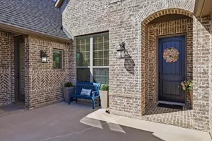 1011 Treeline Dr, Argyle, TX 76226 - Photo 9