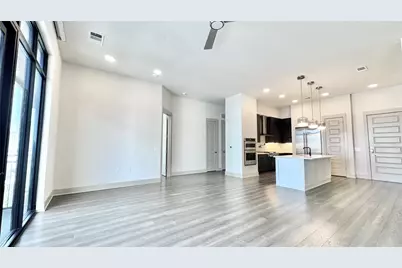 3330 Oak Grove Avenue #1303, Dallas, TX 75204 - Photo 9