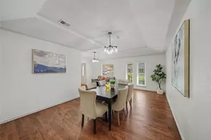 2415 Lakeview Cir, Arlington, TX 76013 - Photo 21