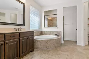 8025 Shadow Wood Dr, North Richland Hills, TX 76182 - Photo 35