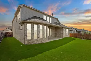 933 Mumms Fld Dr, Fort Worth, TX 76247 - Photo 15
