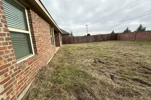 3303 Knoll Dr, Ennis, TX 75119 - Photo 7