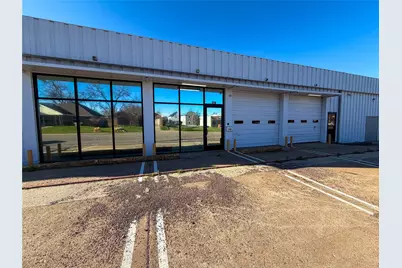 714 W Chestnut Street, Denison, TX 75020 - Photo 1