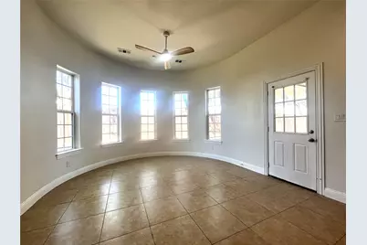 5225 S Cockrell Hill Road, Dallas, TX 75236 - Photo 15