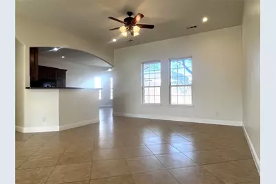 5225 S Cockrell Hill Road, Dallas, TX 75236 - Photo 9