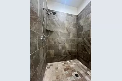 5225 S Cockrell Hill Road, Dallas, TX 75236 - Photo 35