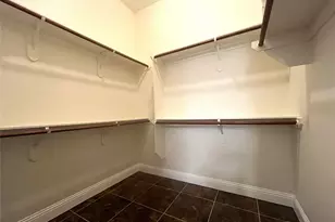 5225 S Cockrell Hill Rd, Dallas, TX 75236 - Photo 23