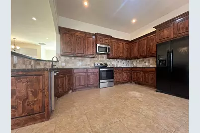 5225 S Cockrell Hill Road, Dallas, TX 75236 - Photo 11