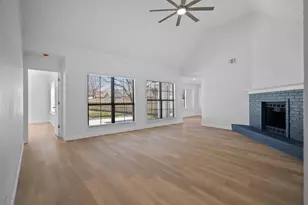 6111 Maple Leaf Dr, Arlington, TX 76017 - Photo 27