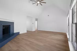 6111 Maple Leaf Dr, Arlington, TX 76017 - Photo 7