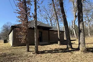 102 Oakwood Dr, Trinidad, TX 75163 - Photo 23