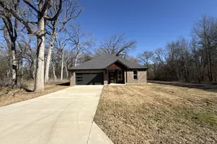 102 Oakwood Dr, Trinidad, TX 75163 - Photo 1