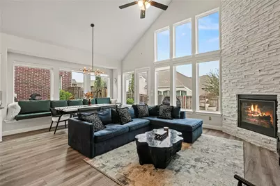 315 Chandan Way, Irving, TX 75063 - Photo 3