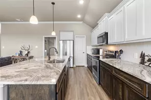 115 Apache Dr, Greenville, TX 75402 - Photo 7