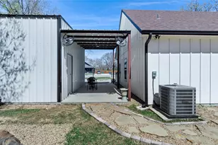 210 Stevens St, Bridgeport, TX 76426 - Photo 29