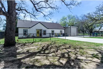 210 Stevens Street, Bridgeport, TX 76426 - Photo 3