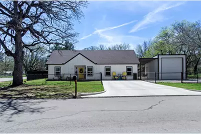 210 Stevens Street, Bridgeport, TX 76426 - Photo 1