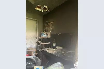 403 S 1st Street, Sanger, TX 76266 - Photo 7