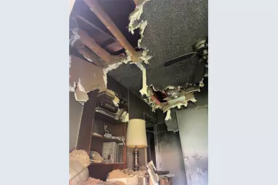 403 S 1st Street, Sanger, TX 76266 - Photo 5