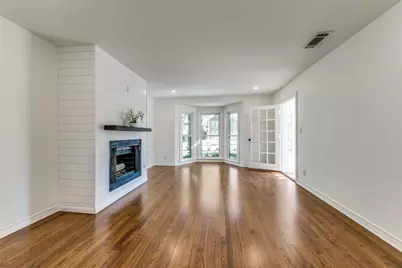 5117 Maple Springs Boulevard, Dallas, TX 75235 - Photo 5