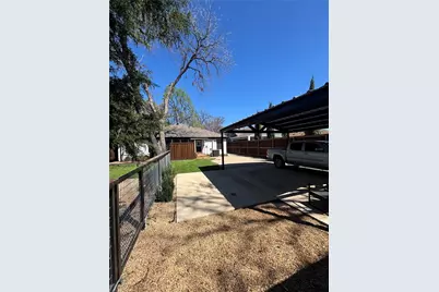 5117 Maple Springs Boulevard, Dallas, TX 75235 - Photo 15