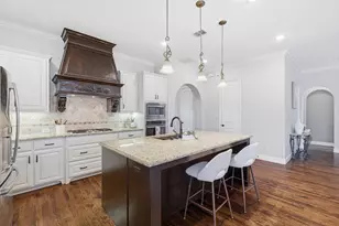 2409 Surrey Ct, Flower Mound, TX 75022 - Photo 11