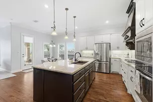 2409 Surrey Ct, Flower Mound, TX 75022 - Photo 9